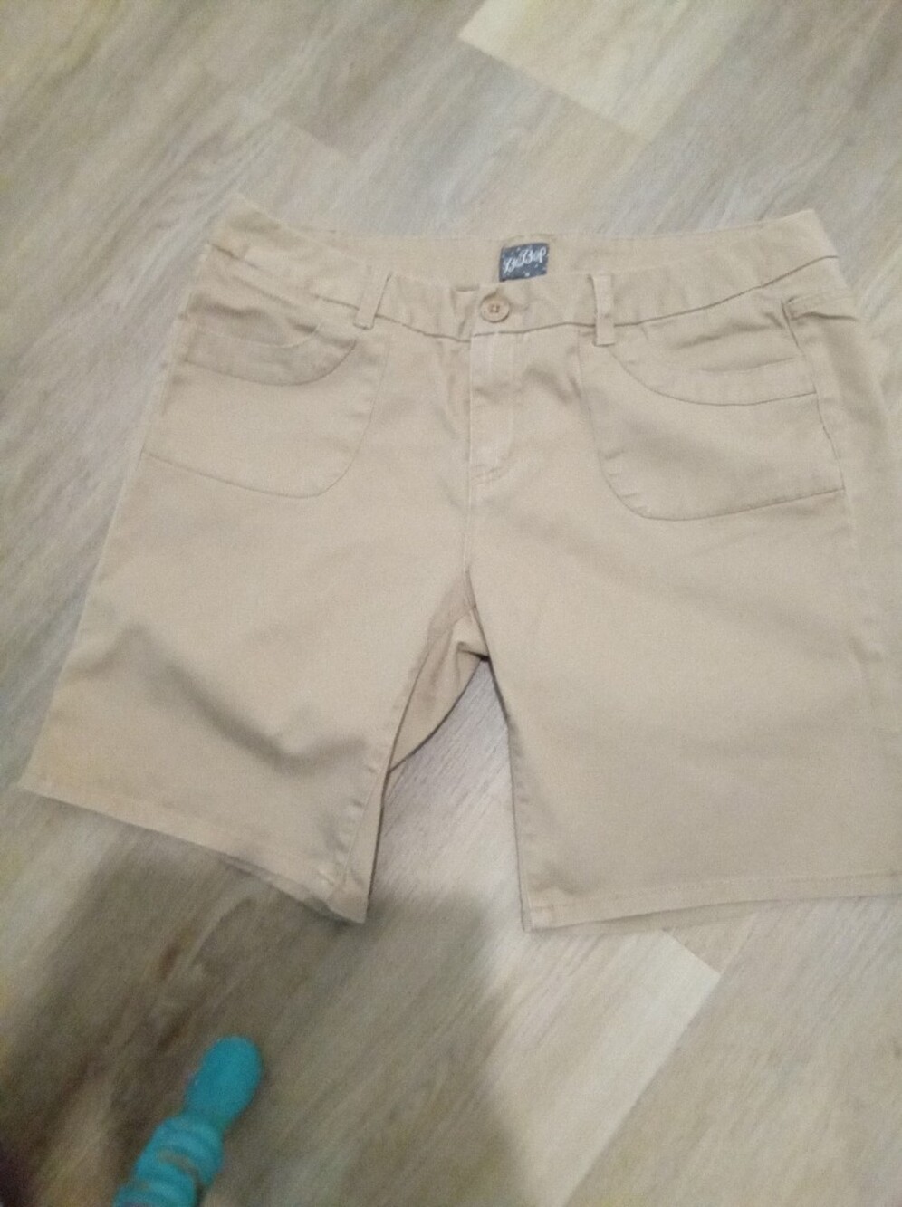 BeBop Junior's Size 15 Tan Women's Bermuda Shorts